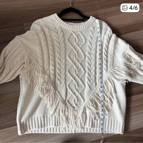 🤍Cream Fringe Sweater - Picture 4 of 6